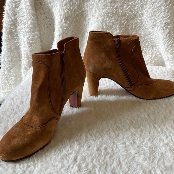 Chie Mihara suede heeled booties cognac tan brown luxury - Picture 9 of 16